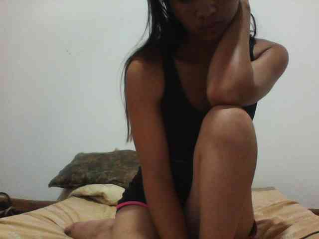 PrettyLie webcam