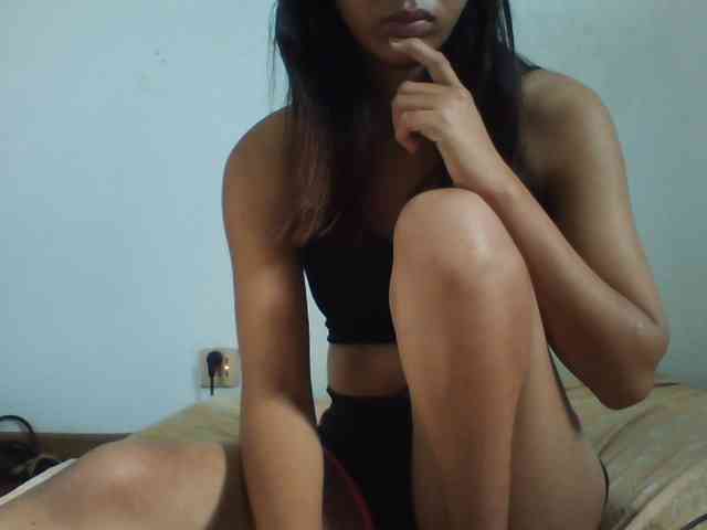 PrettyLie webcam