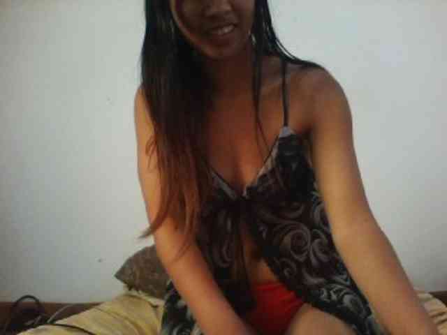 PrettyLie webcam