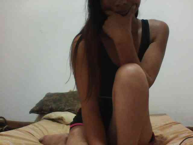PrettyLie webcam