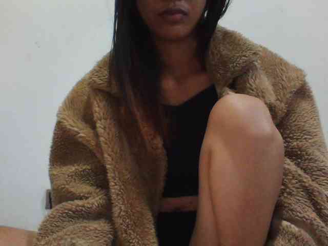 YoungLie69 webcam