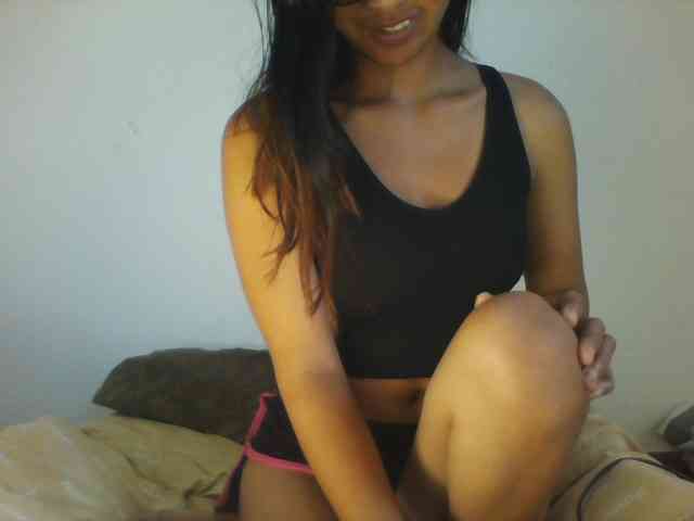 PrettyLie webcam