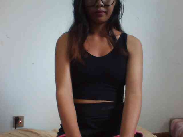 YoungLie69 webcam