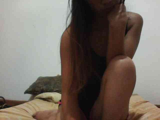 PrettyLie webcam