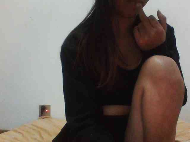 YoungLie69 webcam