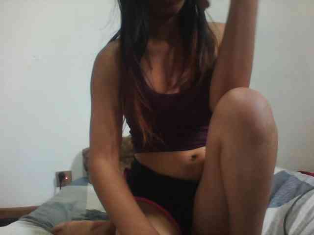 PrettyLie webcam
