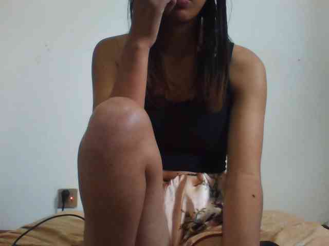 PrettyLie webcam