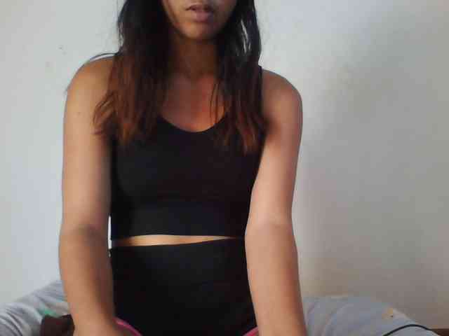 PrettyLie webcam