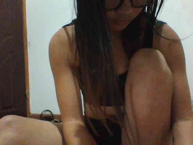 PrettyLie webcam