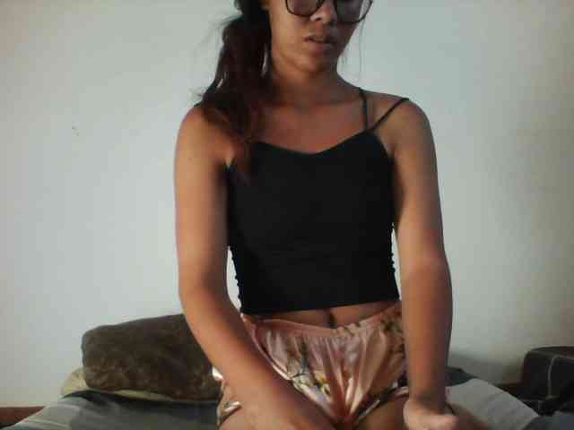 PrettyLie webcam