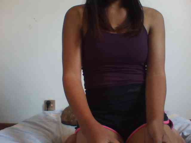 PrettyLie webcam