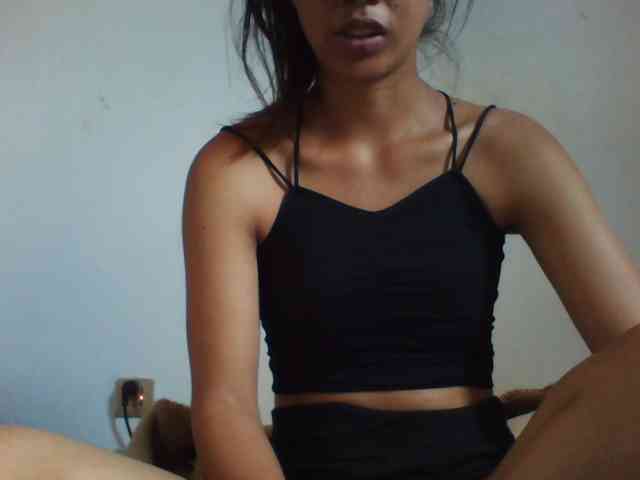 YoungLie69 webcam