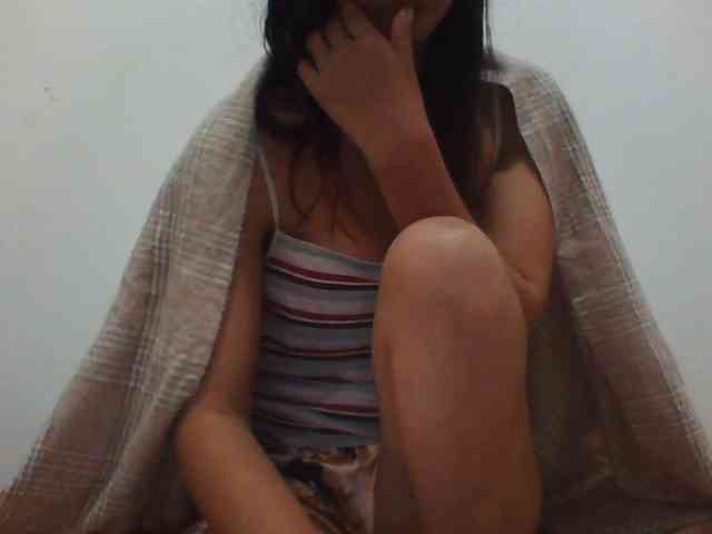 PrettyLie webcam
