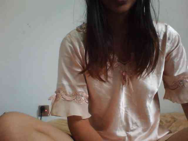 YoungLie69 webcam
