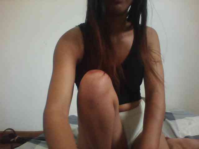 PrettyLie webcam