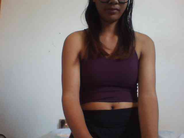 PrettyLie webcam