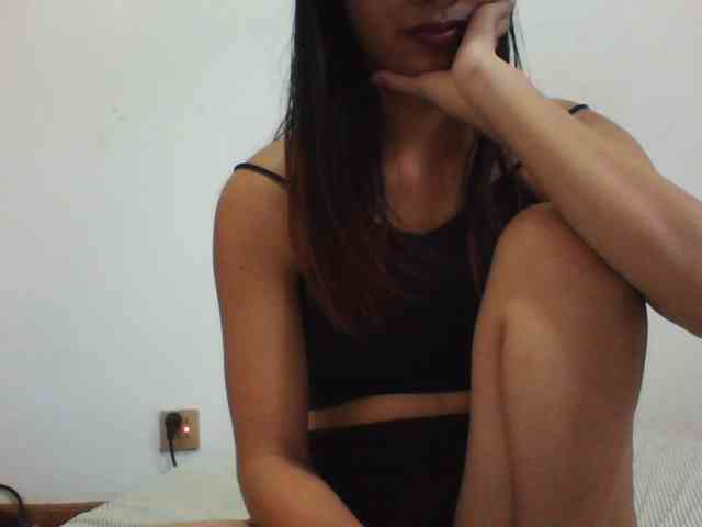 YoungLie69 webcam