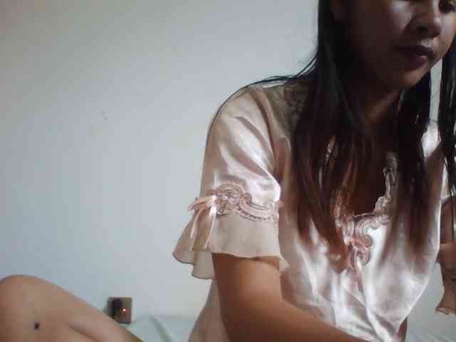 YoungLie69 webcam