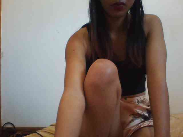 PrettyLie webcam