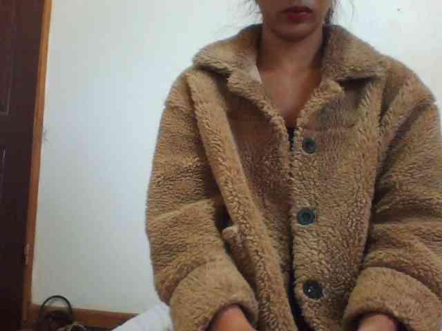 PrettyLie webcam