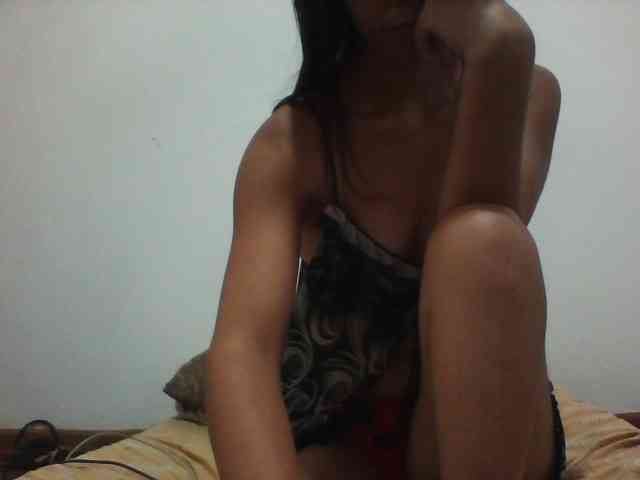 PrettyLie webcam