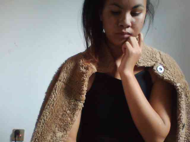 YoungLie69 webcam