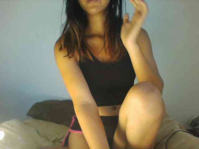 PrettyLie webcam