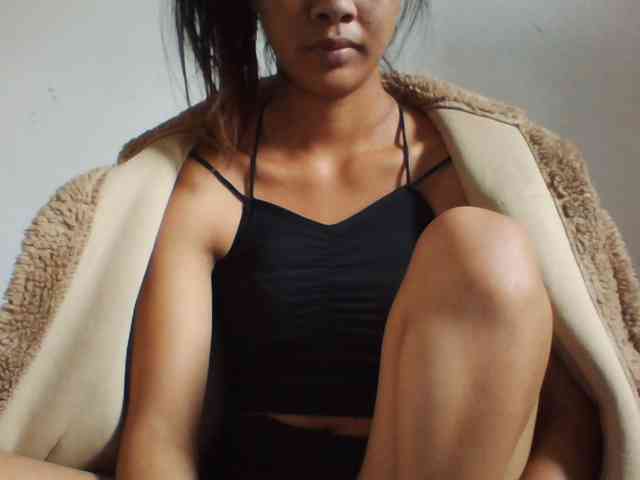 YoungLie69 webcam