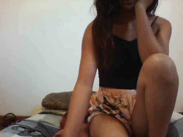 PrettyLie webcam