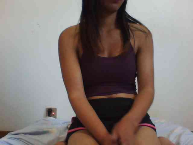 PrettyLie webcam