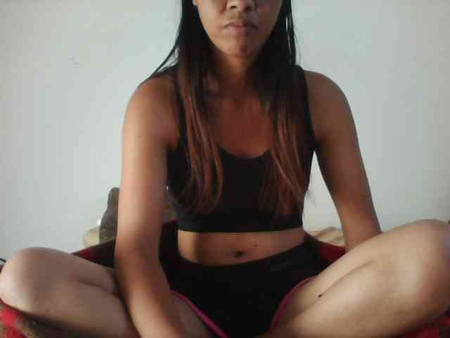 PrettyLie webcam