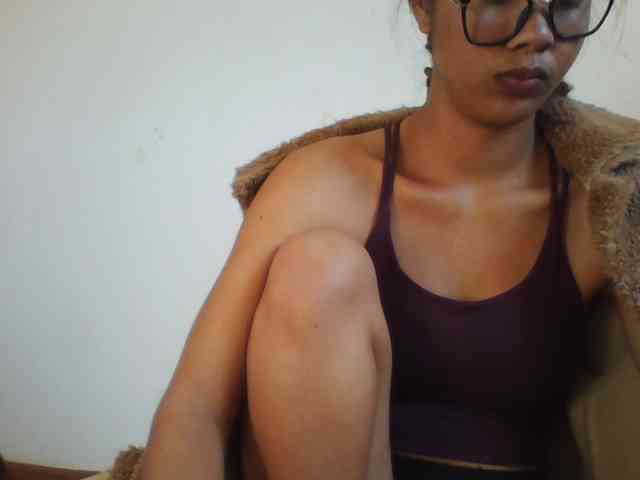 YoungLie69 webcam