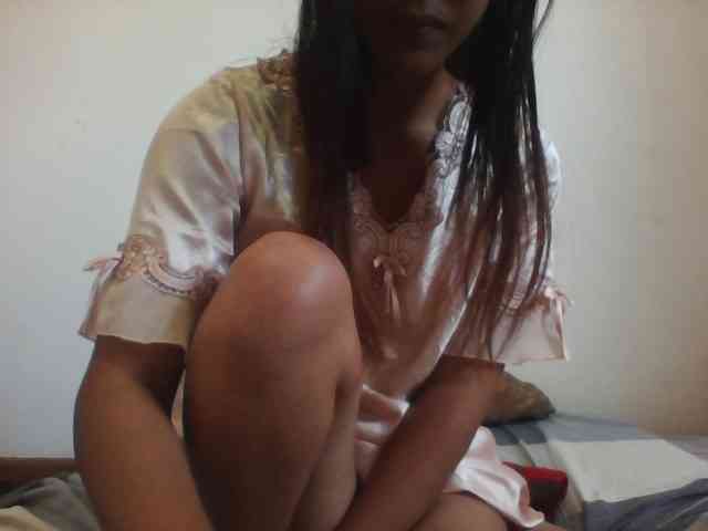 PrettyLie webcam