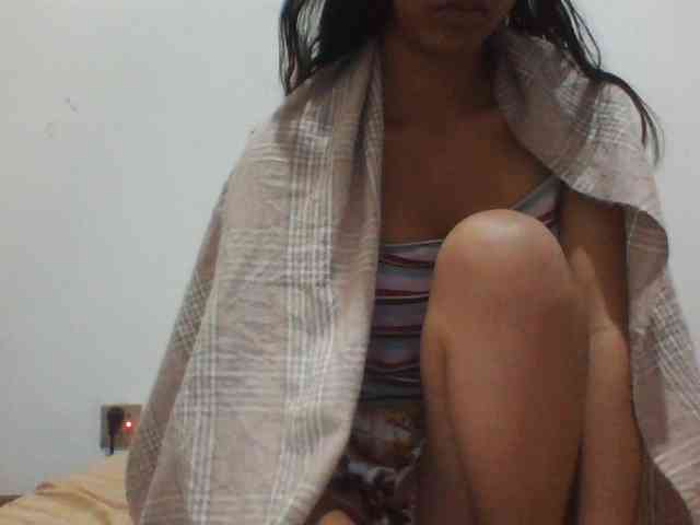 PrettyLie webcam
