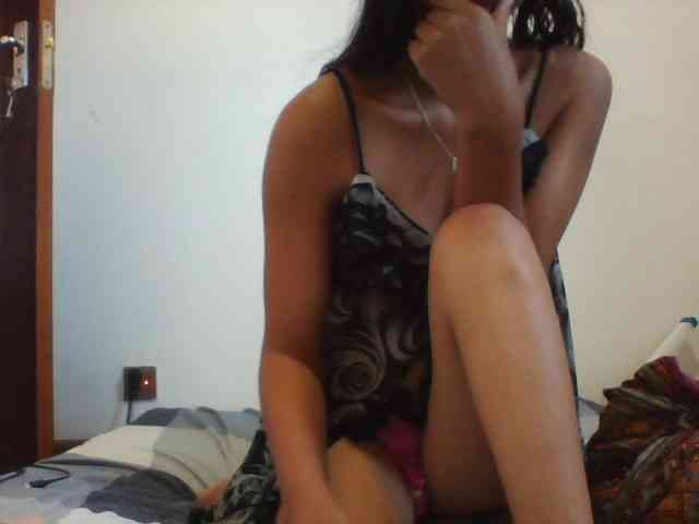 PrettyLie webcam