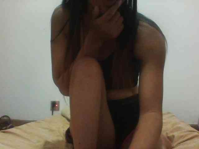 PrettyLie webcam