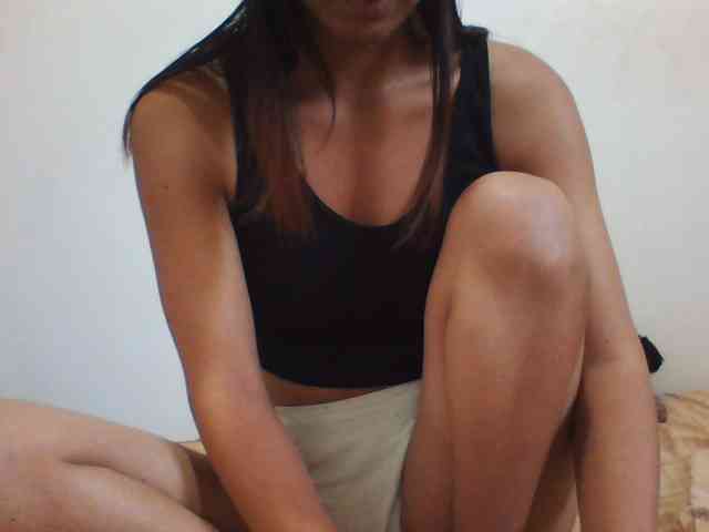PrettyLie webcam
