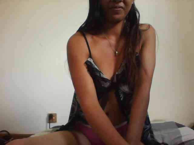 PrettyLie webcam