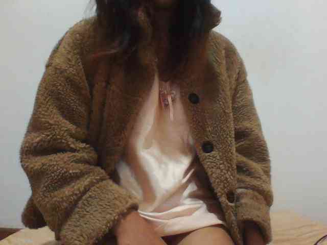 PrettyLie webcam