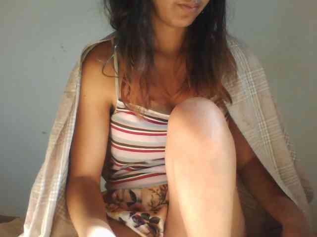 PrettyLie webcam