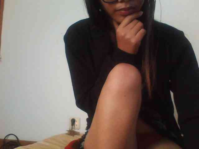 YoungLie69 webcam