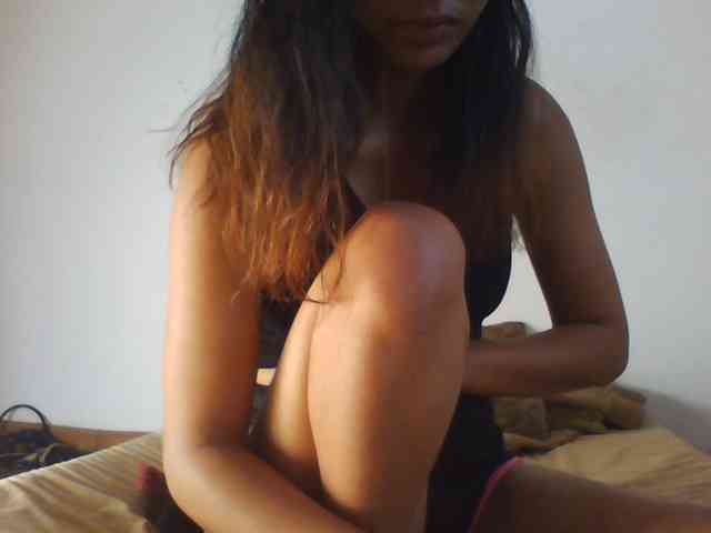 PrettyLie webcam