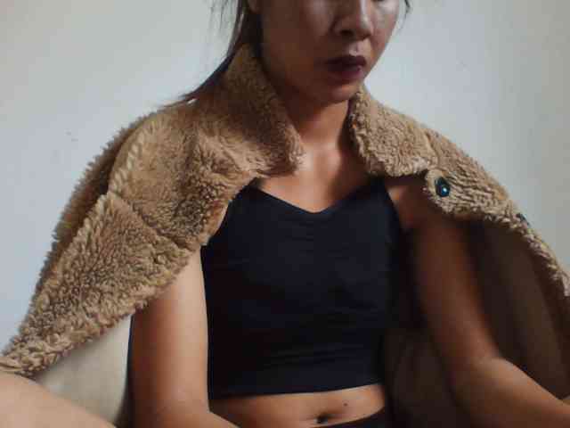YoungLie69 webcam
