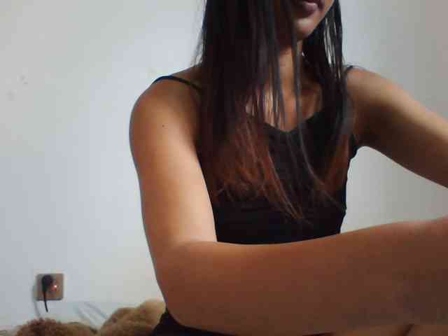 PrettyLie PrettyLie