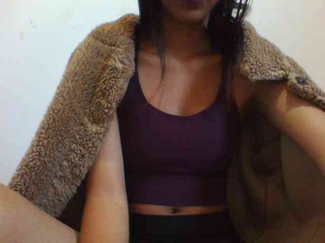 YoungLie69 webcam