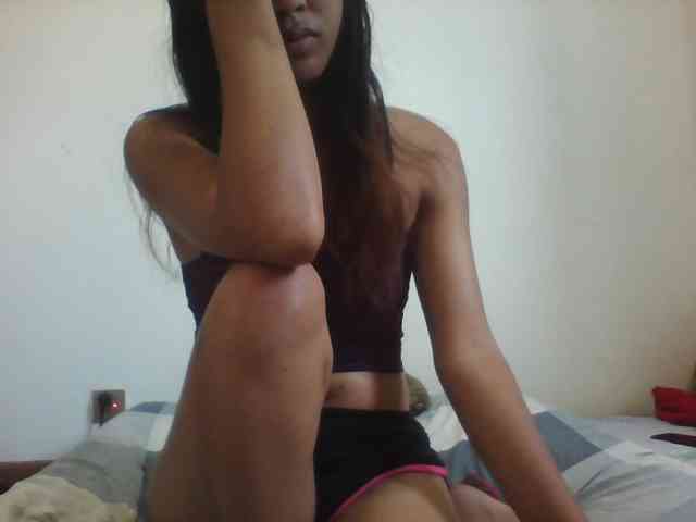 PrettyLie webcam