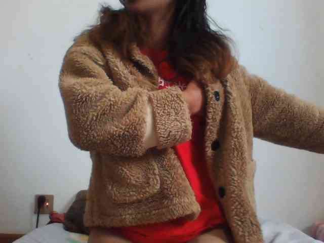 PrettyLie webcam