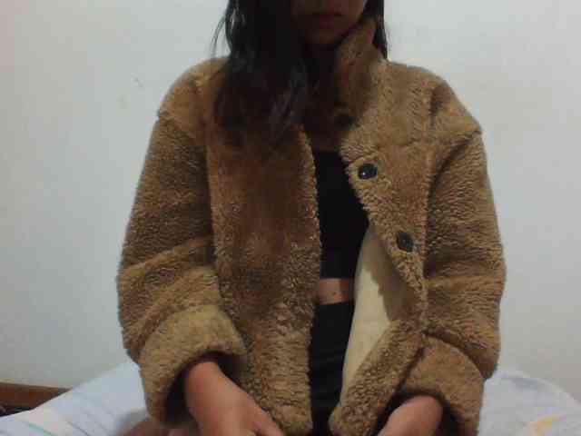 PrettyLie webcam