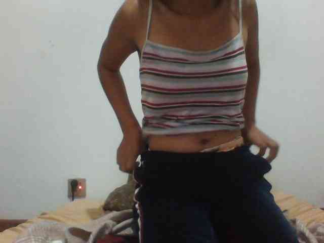 PrettyLie webcam