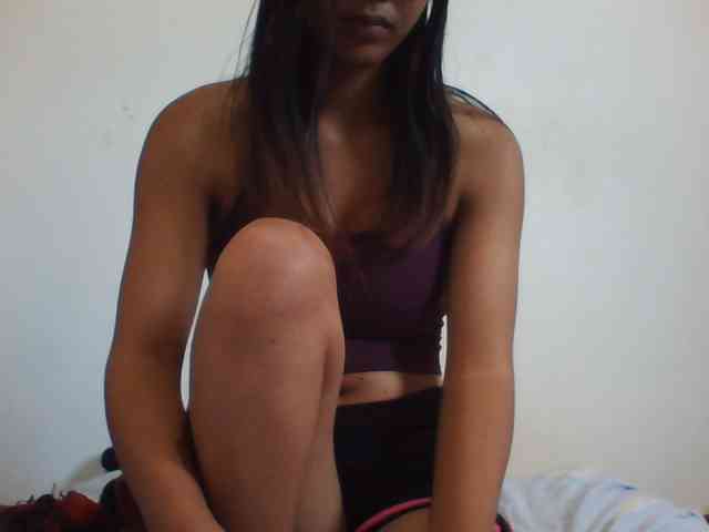 PrettyLie webcam